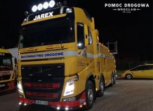 Pomoc drogowa TIR Wrocław - partner auto komisu Dejw